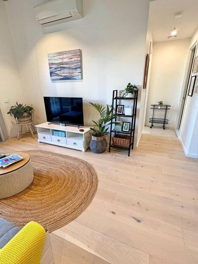 Industrial Yet Modern, 1Bd 1Bth Apt - Woden Phillip Esterno foto