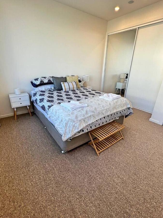 Industrial Yet Modern, 1Bd 1Bth Apt - Woden Phillip Esterno foto