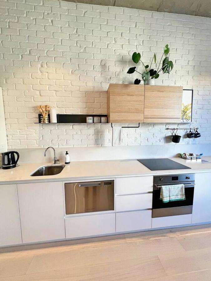 Industrial Yet Modern, 1Bd 1Bth Apt - Woden Phillip Esterno foto